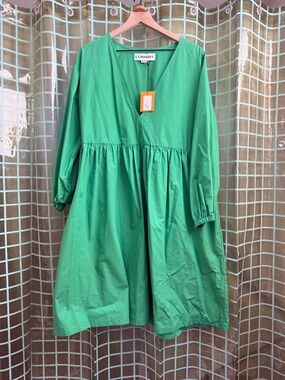 L.F. Markey Green V-Neck Smock Dress